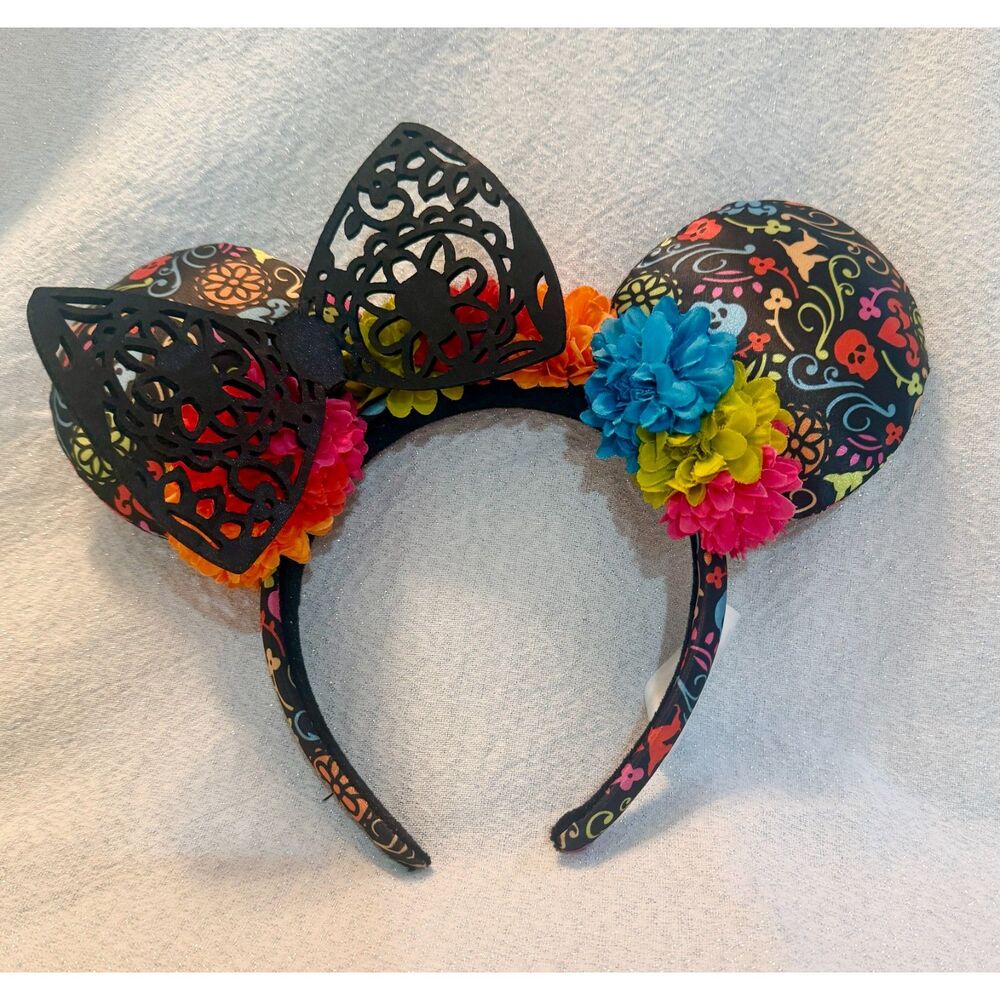 Official Disney Parks Dia de los Muertos Coco Minnie Mouse Ears